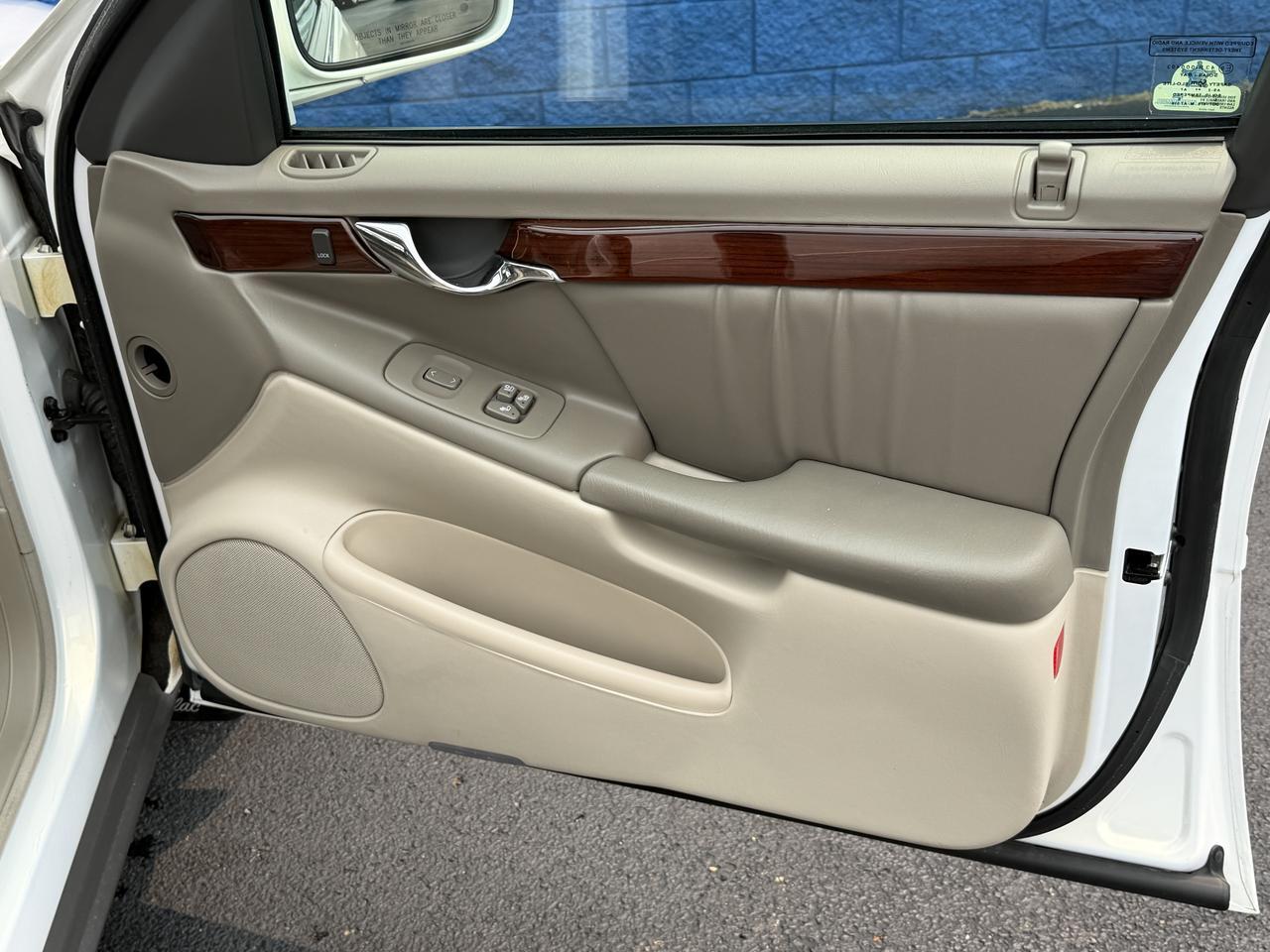 2005 Cadillac DeVille Base Connellsville PA