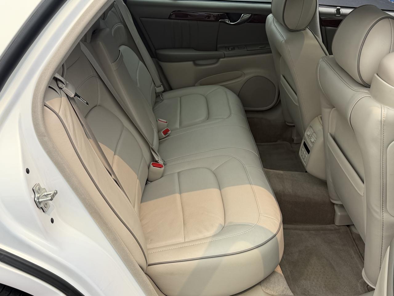 2005 Cadillac DeVille Base Connellsville PA