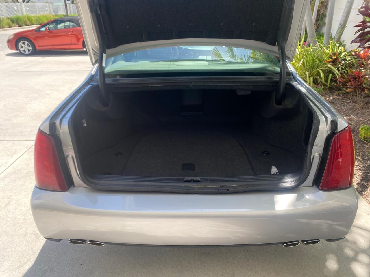 2005 Cadillac DeVille LOW MILES 36,797 Pompano Beach FL
