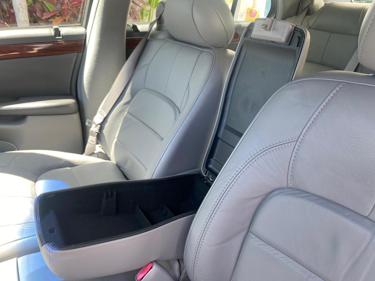 2005 Cadillac DeVille LOW MILES 36,797 Pompano Beach FL