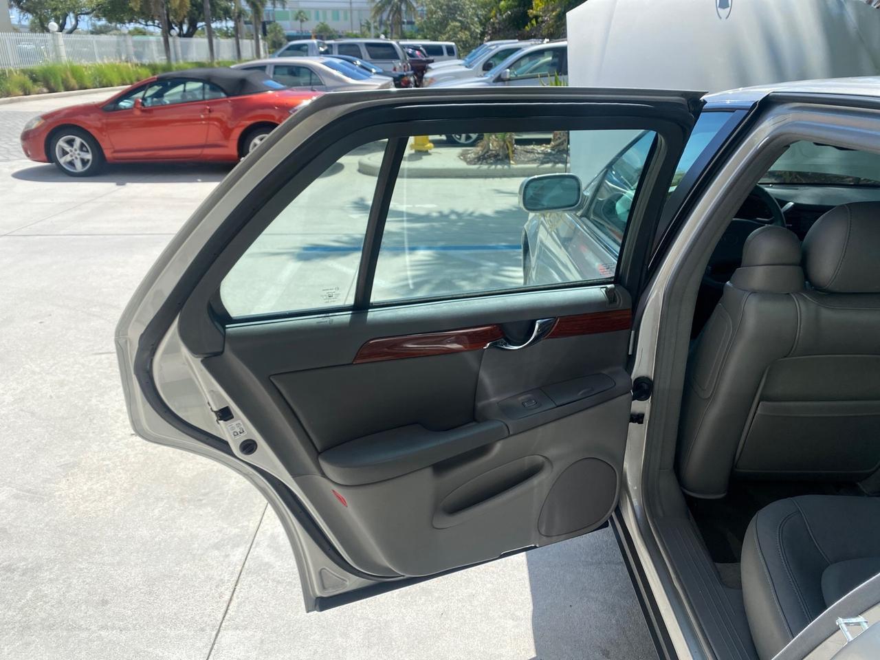 2005 Cadillac DeVille LOW MILES 36,797 Pompano Beach FL