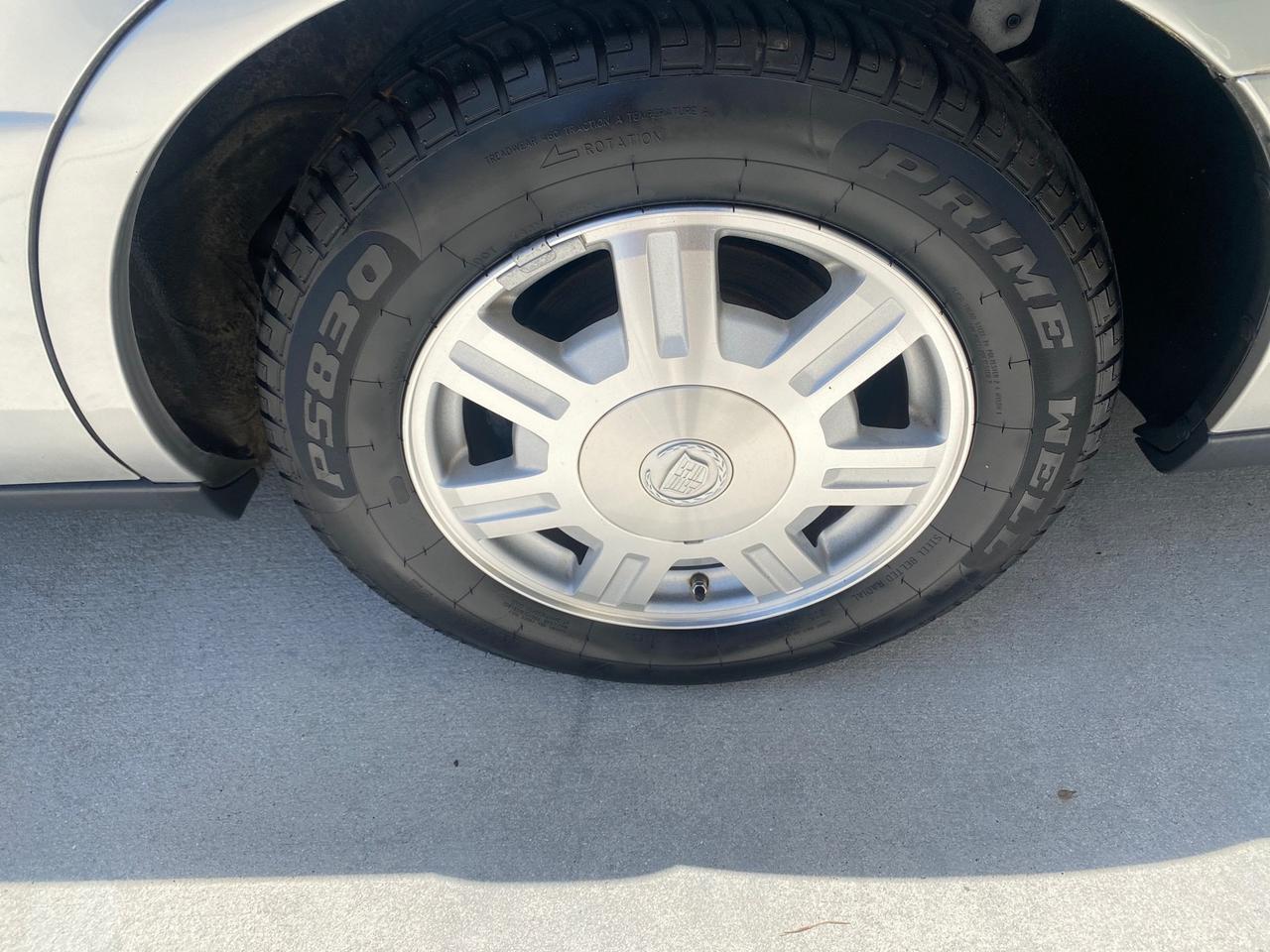 2005 Cadillac DeVille LOW MILES 36,797 Pompano Beach FL