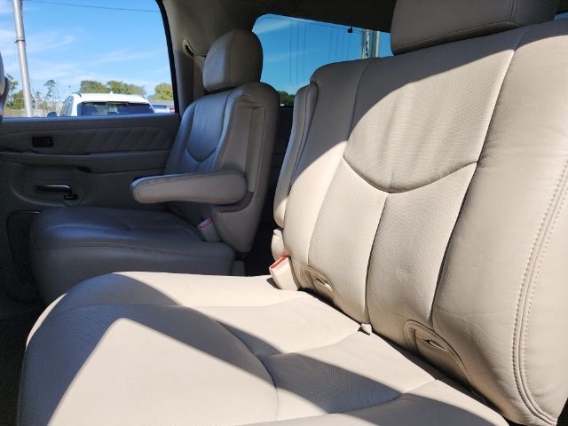 2005 Cadillac Escalade ESV Platinum Edition East Islip NY