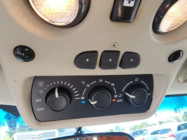 2005 Cadillac Escalade ESV Platinum Edition East Islip NY