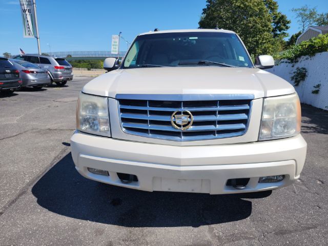2005 Cadillac Escalade ESV Platinum Edition East Islip NY