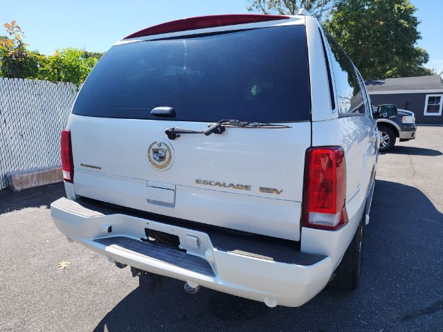 2005 Cadillac Escalade ESV Platinum Edition East Islip NY