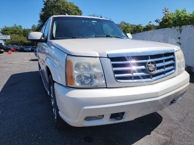 2005 Cadillac Escalade ESV Platinum Edition East Islip NY