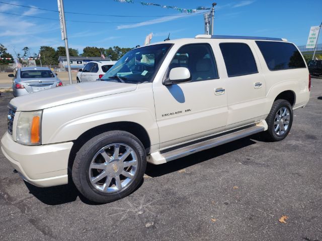 2005 Cadillac Escalade ESV Platinum Edition East Islip NY