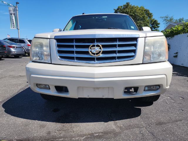 2005 Cadillac Escalade ESV Platinum Edition East Islip NY