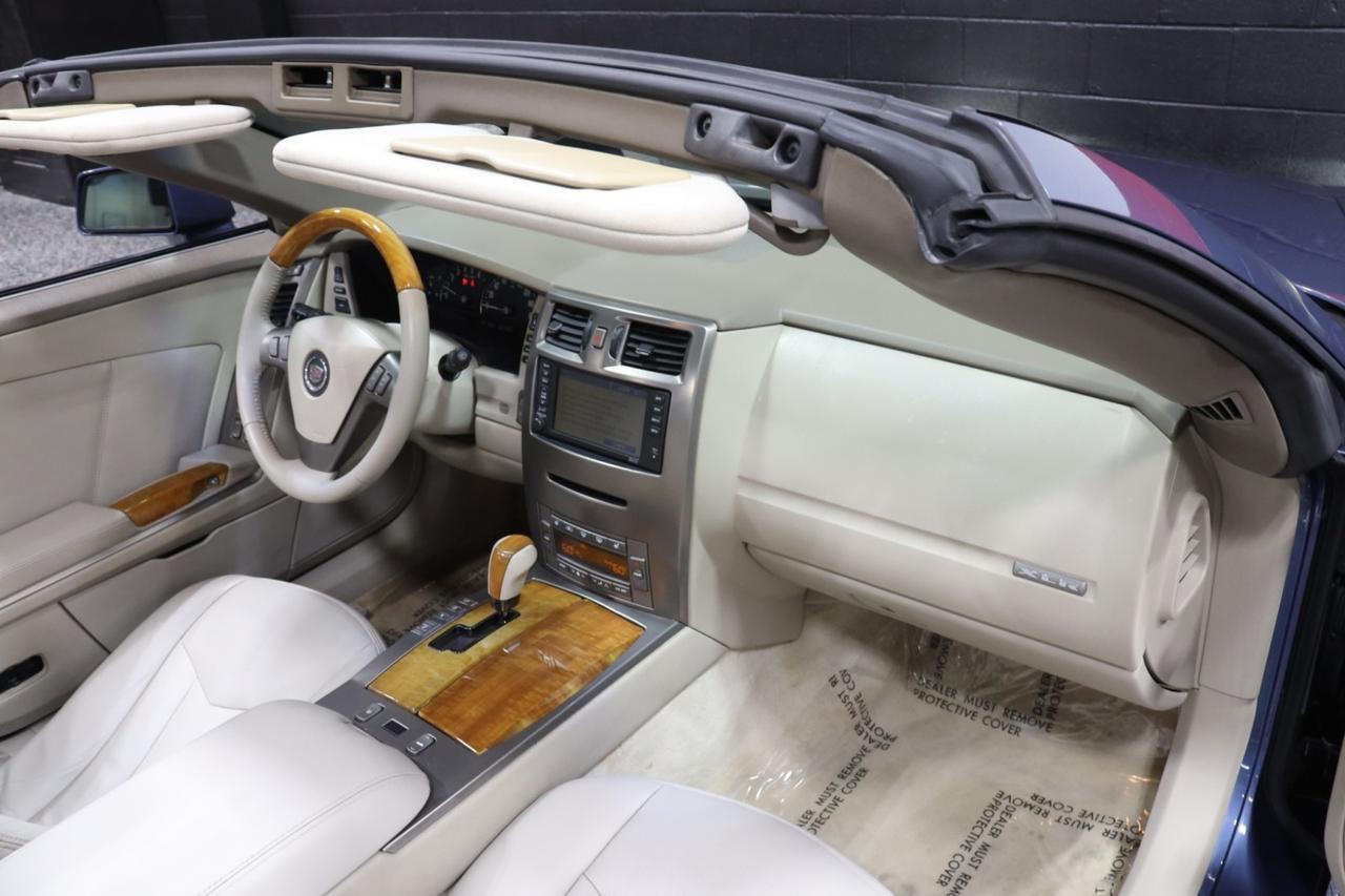 2005 Cadillac XLR 2dr Convertible Skokie IL