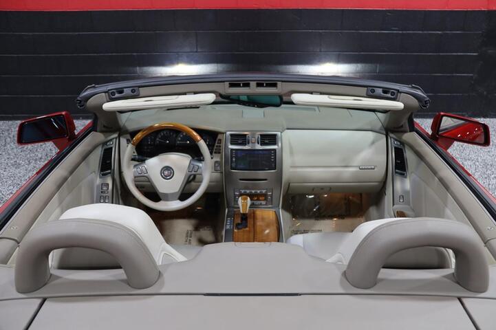 2005 Cadillac XLR 2dr Convertible Chicago IL