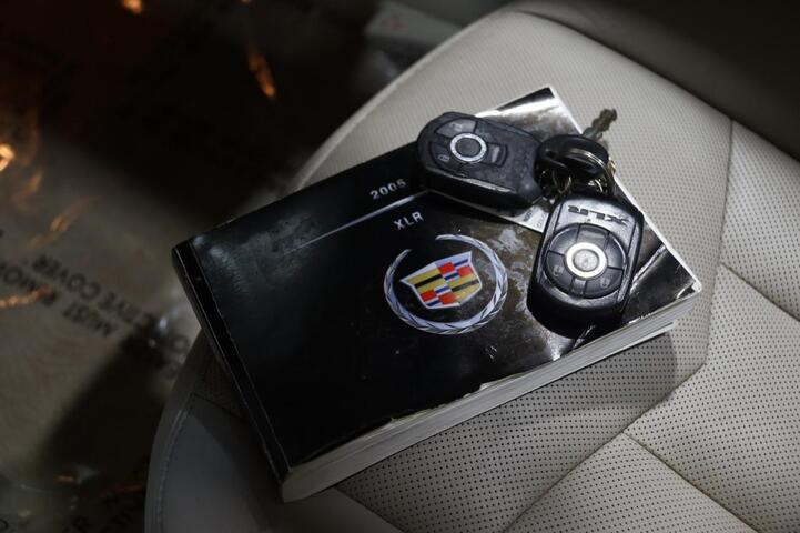 2005 Cadillac XLR 2dr Convertible Chicago IL