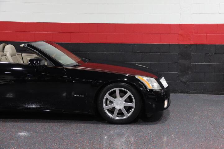 2005 Cadillac XLR 2dr Convertible Chicago IL