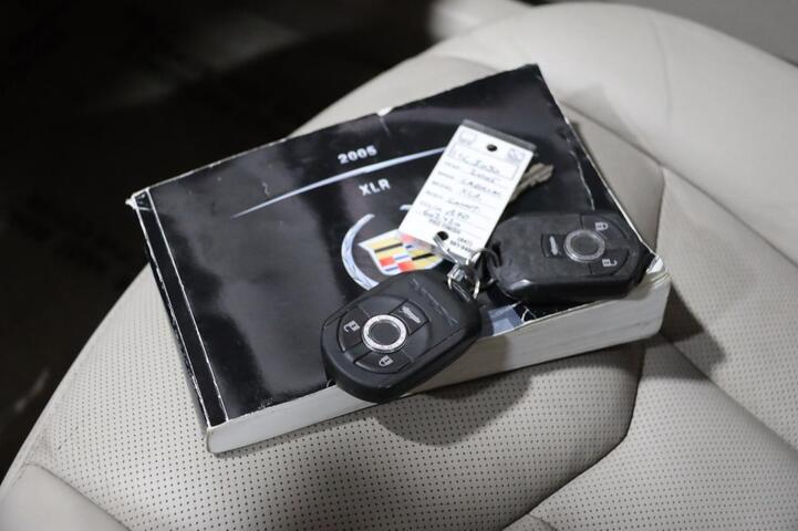 2005 Cadillac XLR 2dr Convertible Chicago IL