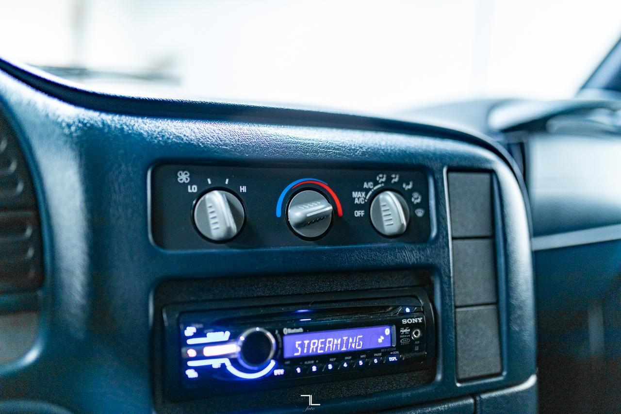 2005 Chevrolet Astro Cargo Van Red Deer AB