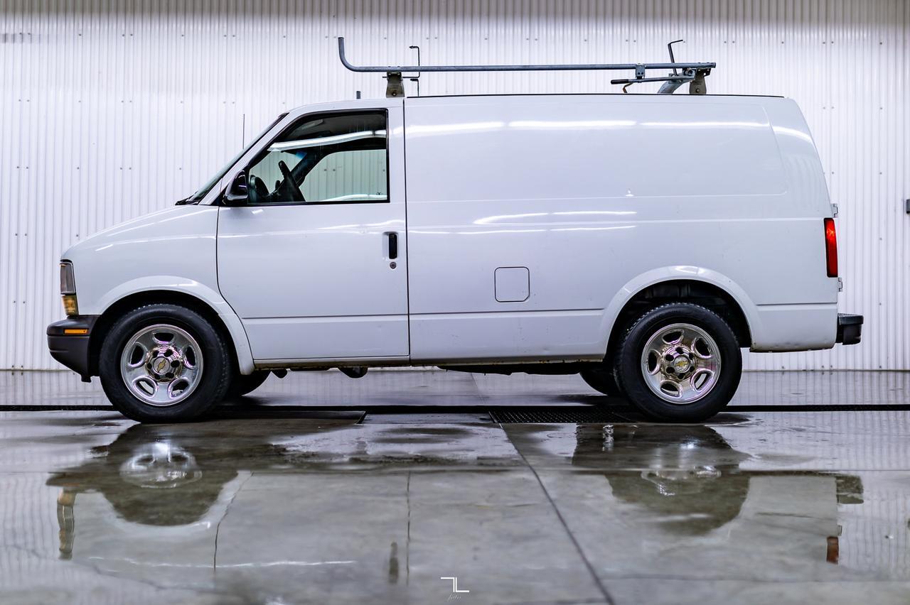 2005 Chevrolet Astro Cargo Van Red Deer AB
