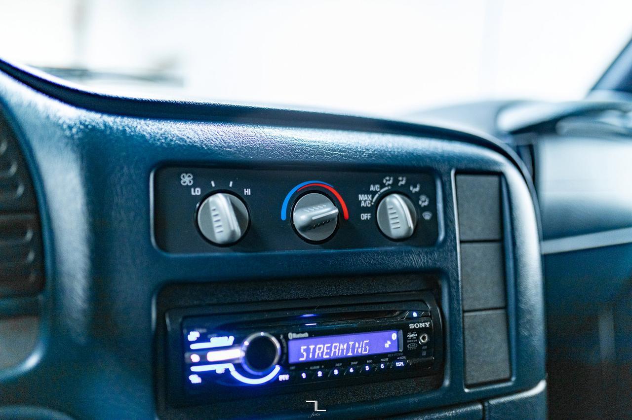 2005 Chevrolet Astro Cargo Van Red Deer AB
