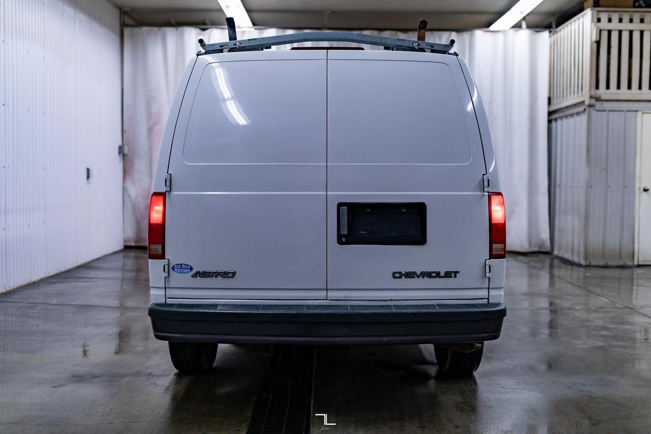 2005 Chevrolet Astro Cargo Van Red Deer AB