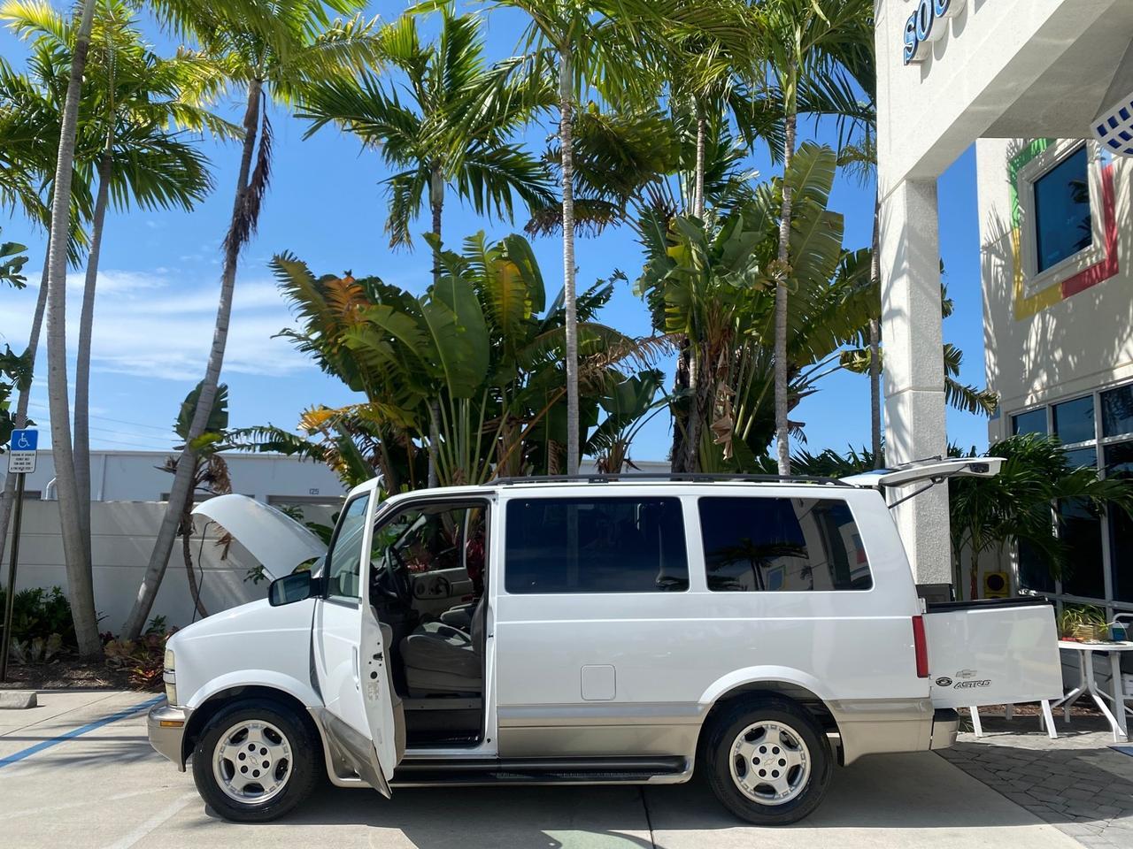 2005 Chevrolet Astro Passenger LT LOW MILES 67,376 1 OWNER Pompano Beach FL