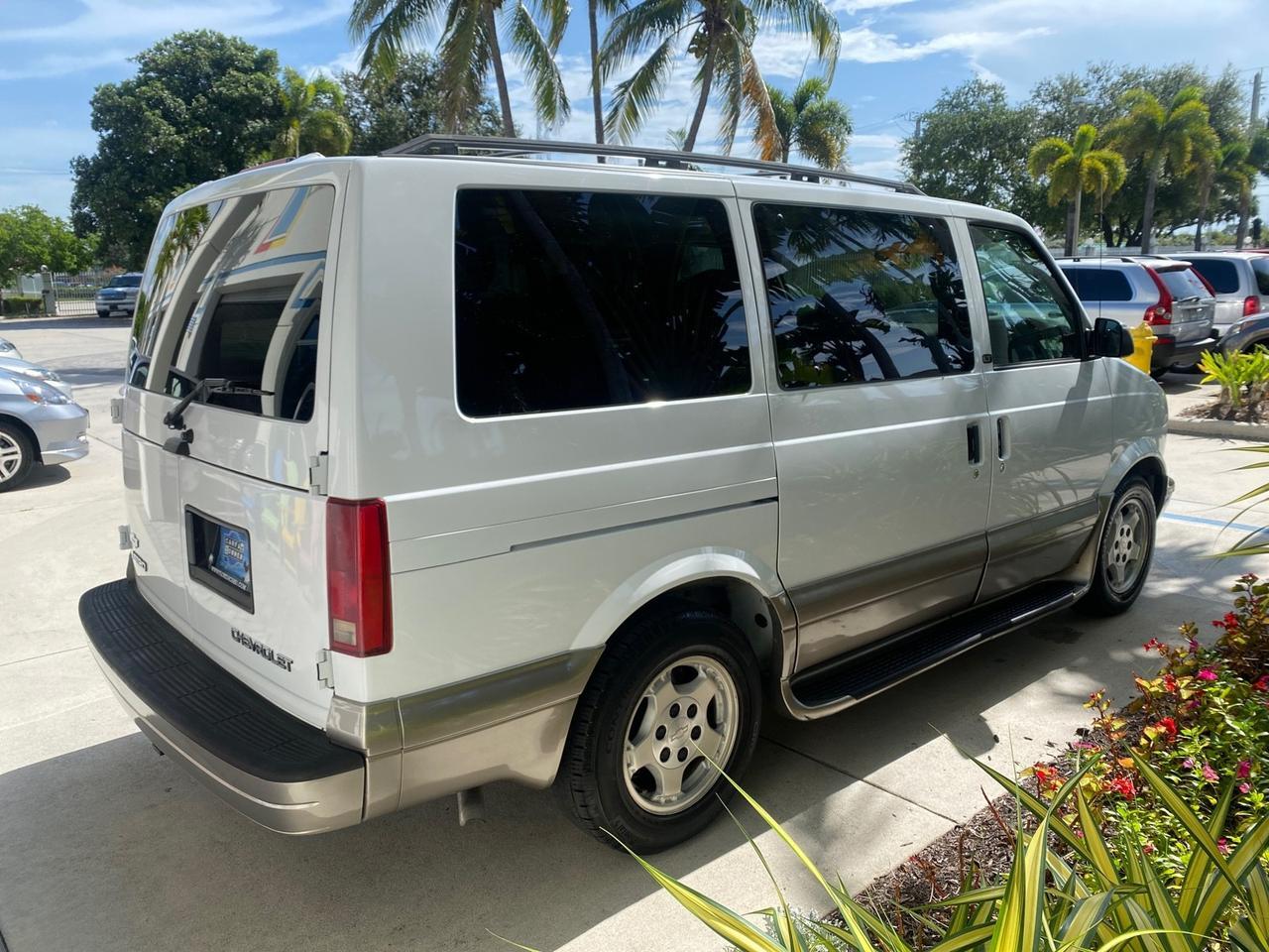 2005 Chevrolet Astro Passenger LT LOW MILES 67,376 1 OWNER Pompano Beach FL