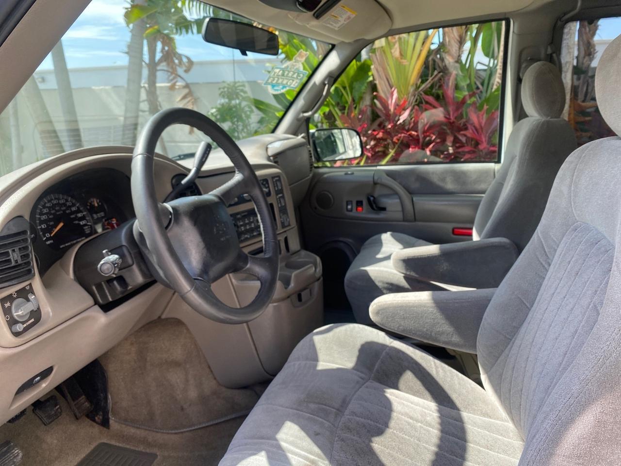 2005 Chevrolet Astro Passenger LT LOW MILES 67,376 1 OWNER Pompano Beach FL