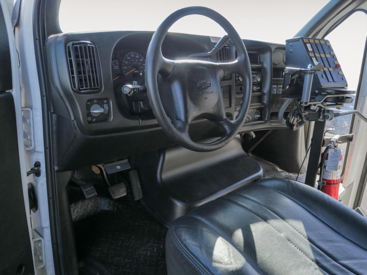 2005 Chevrolet C5500 Mid Bus Guide DW Duramax Diesel Mansfield TX