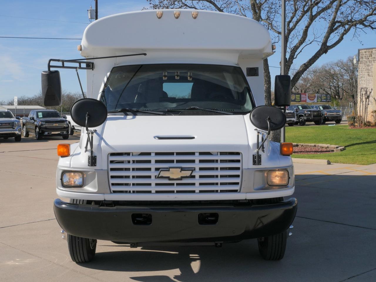 2005 Chevrolet C5500 Mid Bus Guide DW Duramax Diesel Mansfield TX