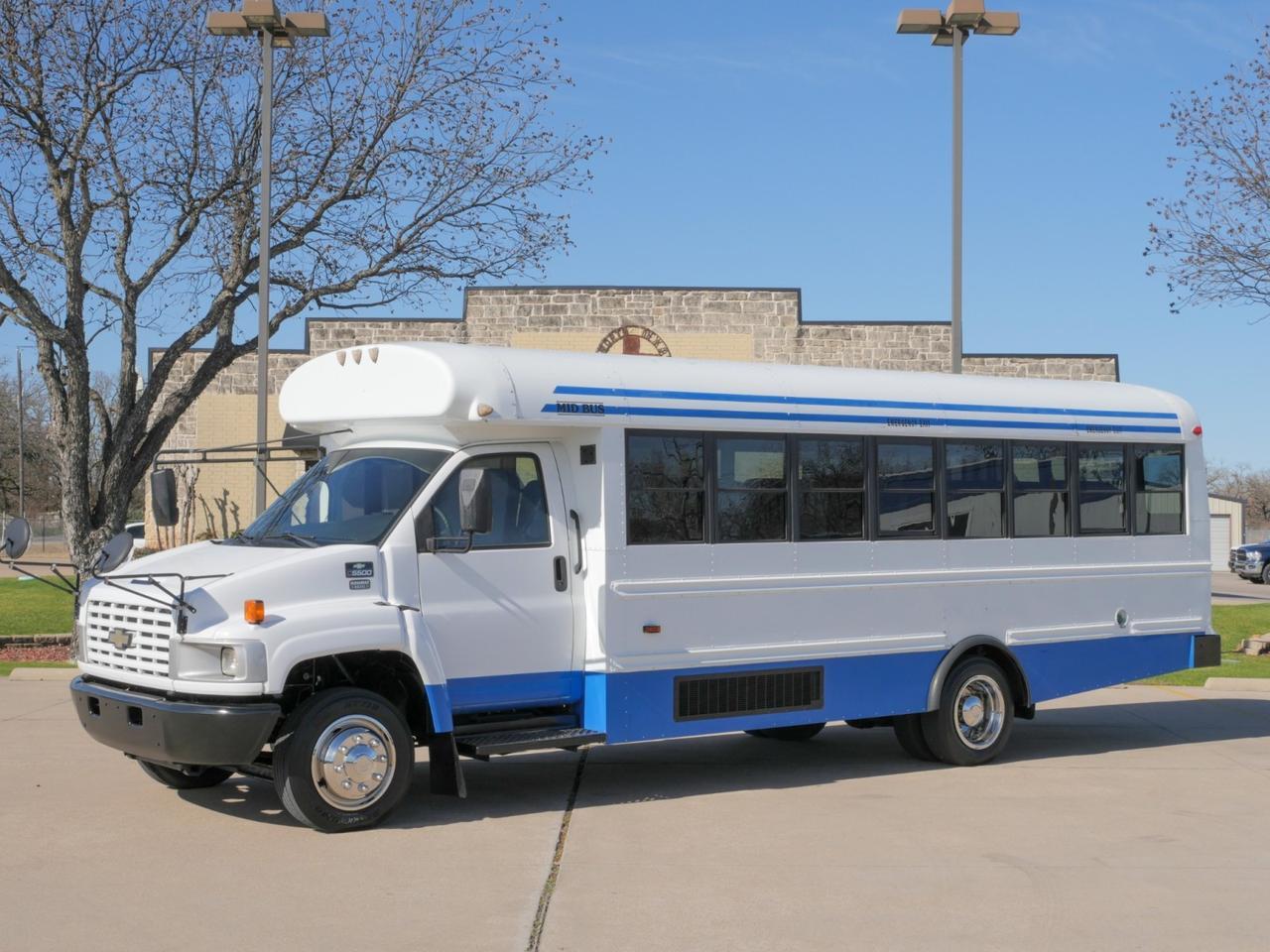 2005 Chevrolet C5500 Mid Bus Guide DW Duramax Diesel Mansfield TX