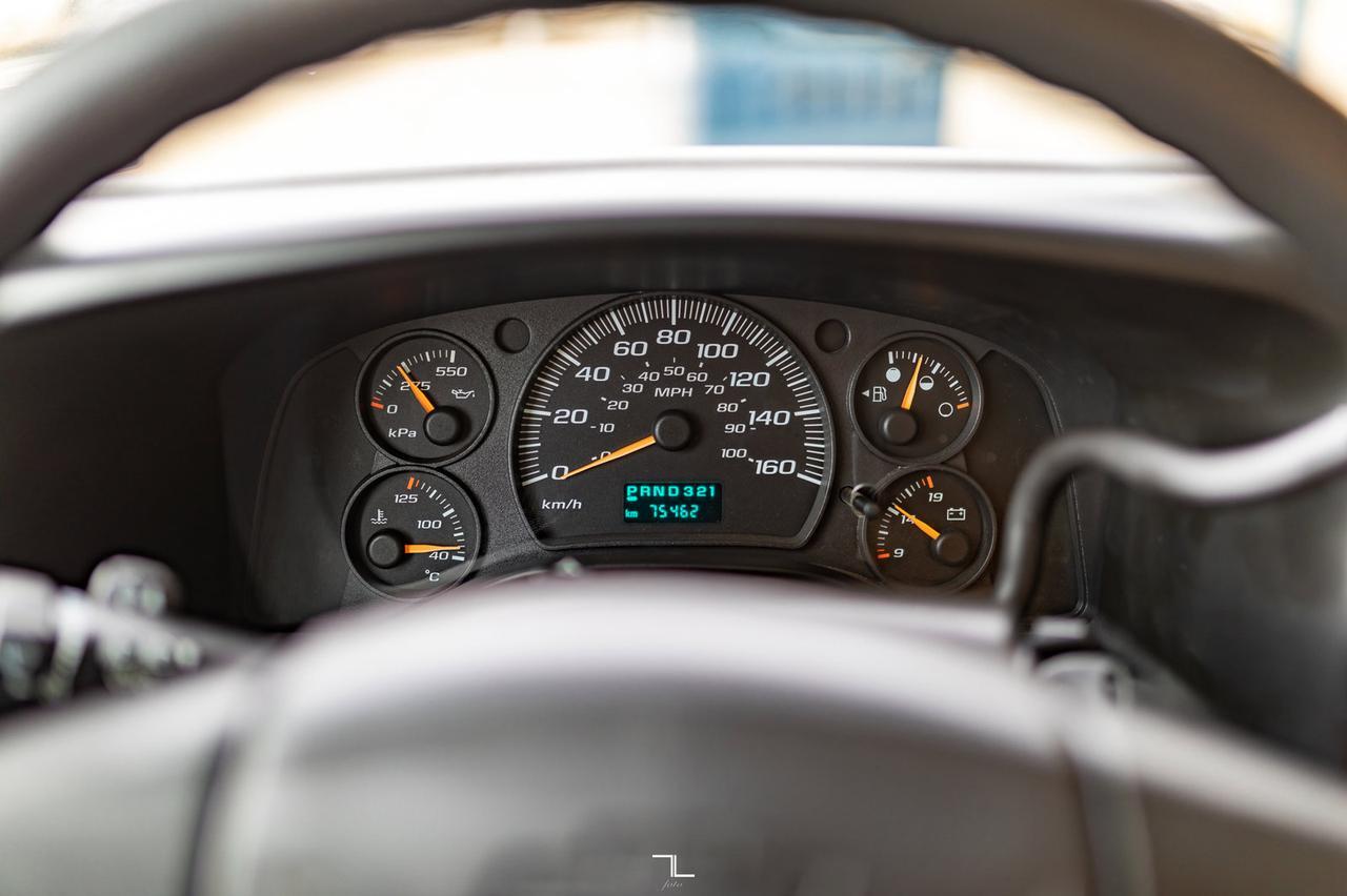 2005 Chevrolet Express 3500 Cube Van Red Deer AB