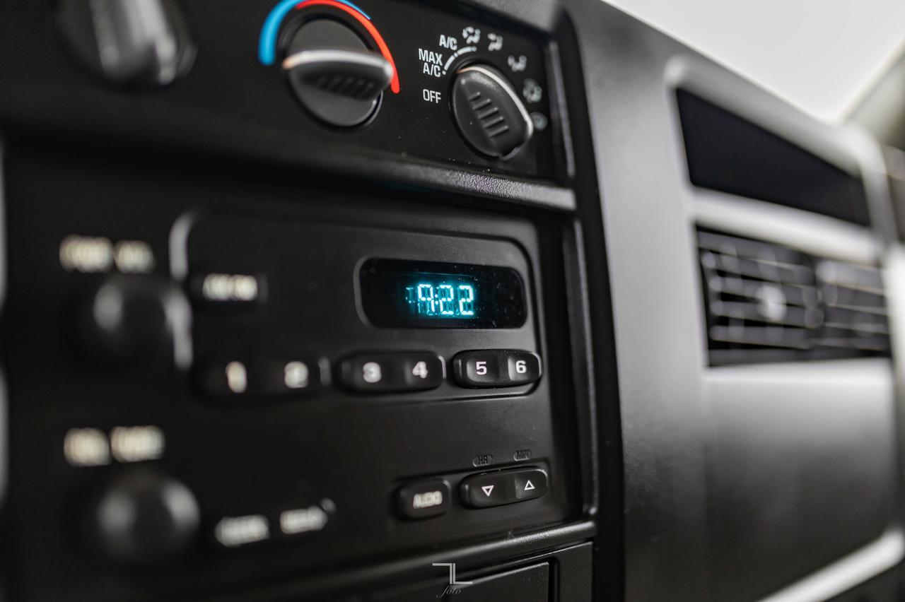 2005 Chevrolet Express 3500 Extended Cargo Van Carpet Cleaner Red Deer AB