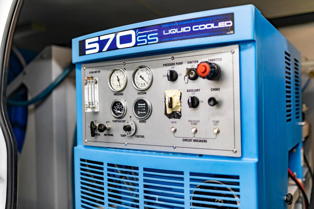 2005 Chevrolet Express 3500 Extended Cargo Van Carpet Cleaner Red Deer AB