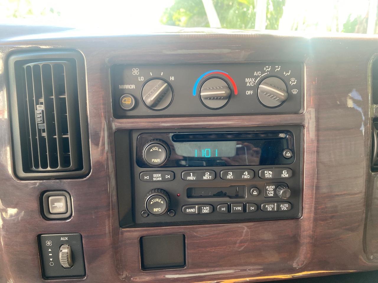 2005 Chevrolet Express Van HANDICAP LIFT CONV LOW MILES 40,837 Pompano Beach FL