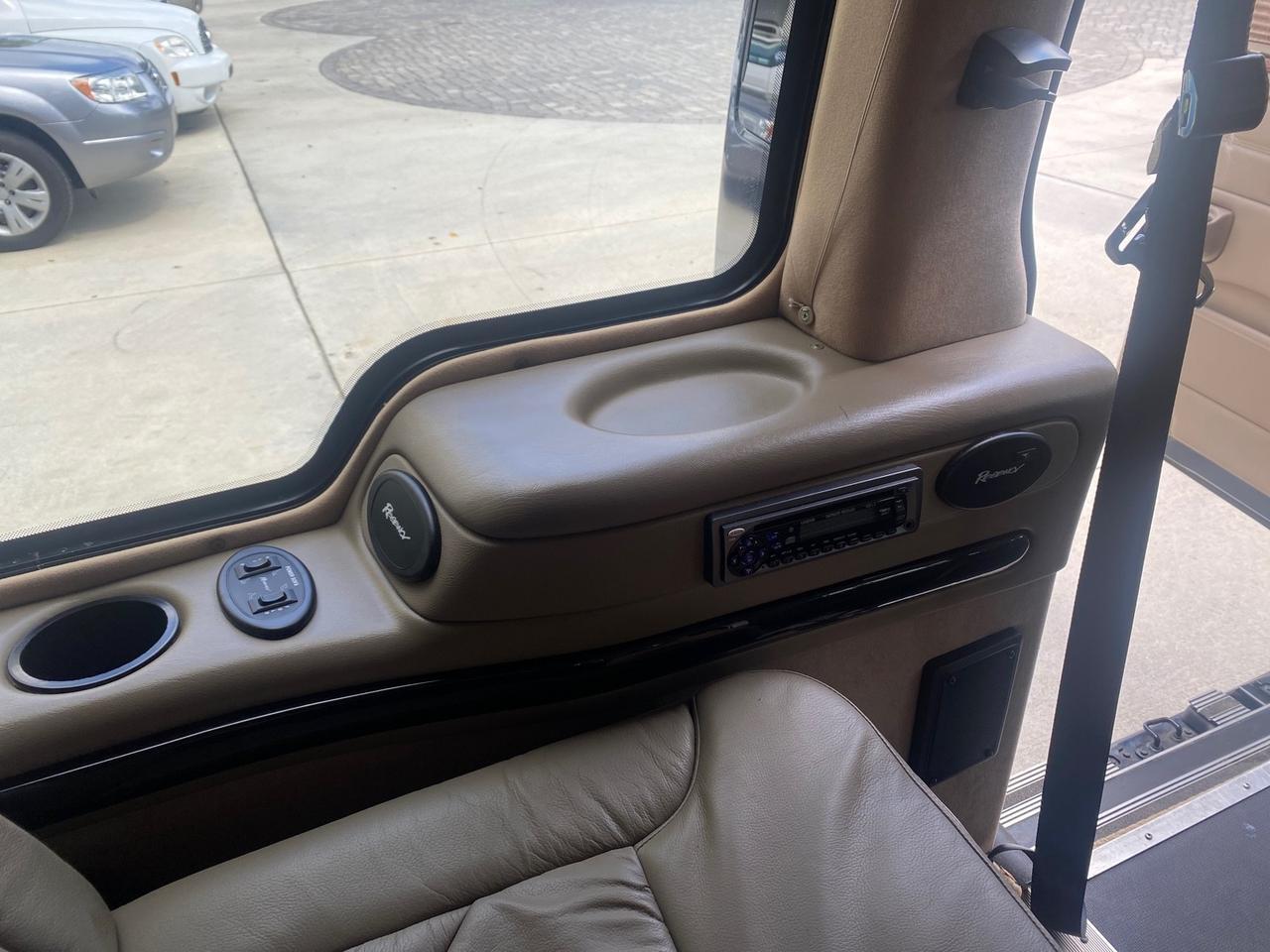 2005 Chevrolet Express Van HANDICAP LIFT CONV LOW MILES 40,837 Pompano Beach FL