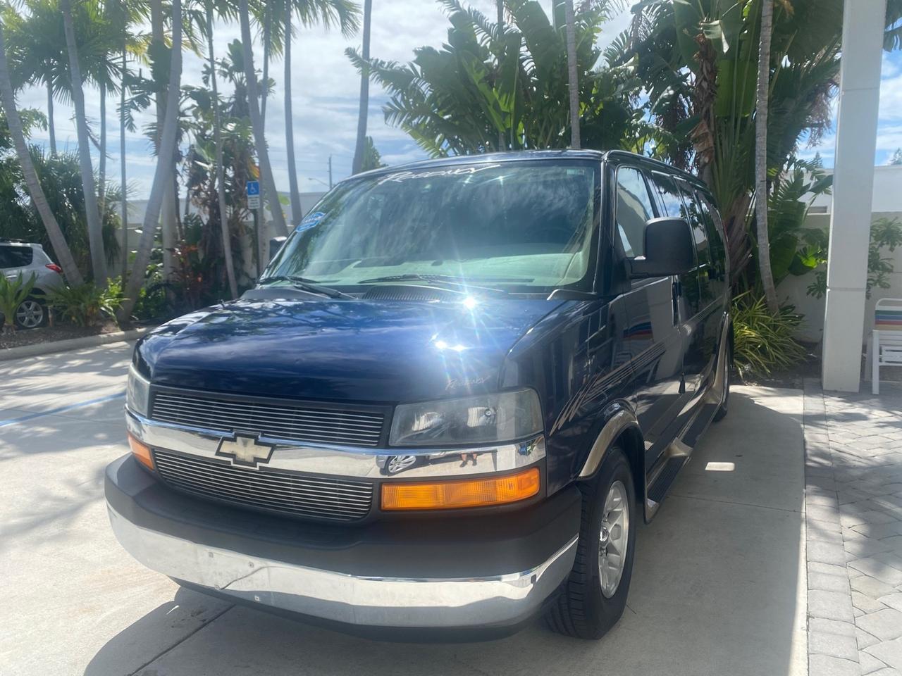 2005 Chevrolet Express Van HANDICAP LIFT CONV LOW MILES 40,837 Pompano Beach FL
