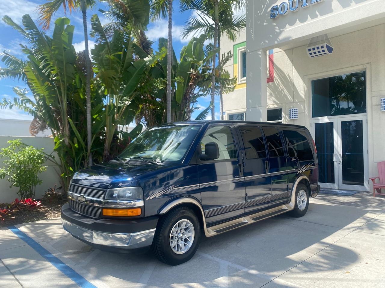 2005 Chevrolet Express Van HANDICAP LIFT CONV LOW MILES 40,837 Pompano Beach FL