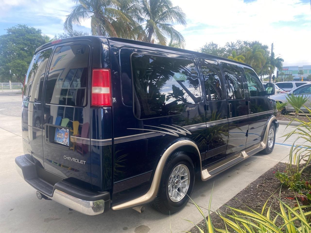 2005 Chevrolet Express Van HANDICAP LIFT CONV LOW MILES 40,837 Pompano Beach FL