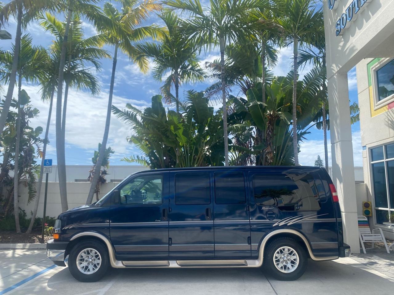 2005 Chevrolet Express Van HANDICAP LIFT CONV LOW MILES 40,837 Pompano Beach FL