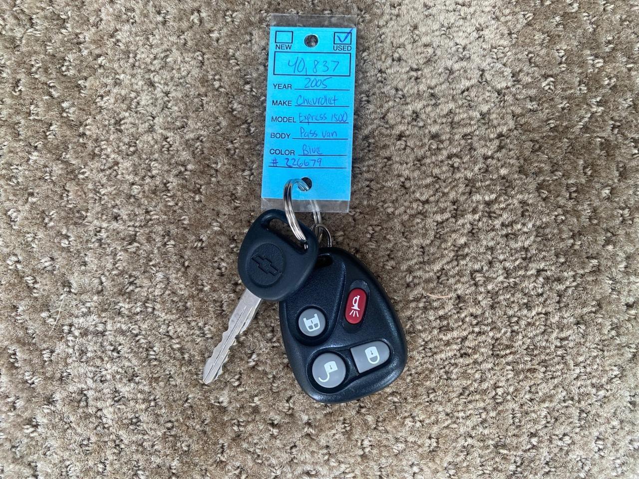 2005 Chevrolet Express Van HANDICAP LIFT CONV LOW MILES 40,837 Pompano Beach FL