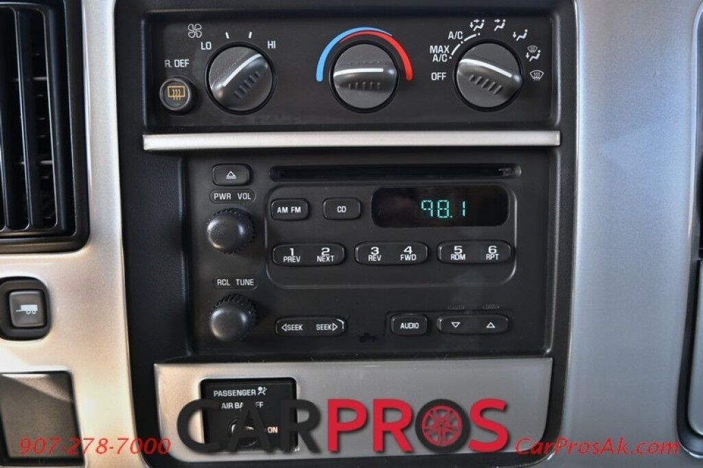 2005 Chevrolet ROADTREK - 190 Popular - Class B - 6.0L V8 - RWD - Automatic - Generator - Fridge - Microwave & Sink - Stove - Bathroom with Toilet & Shower - Air Conditioning - Tow Package - 1 Owner Anchorage AK