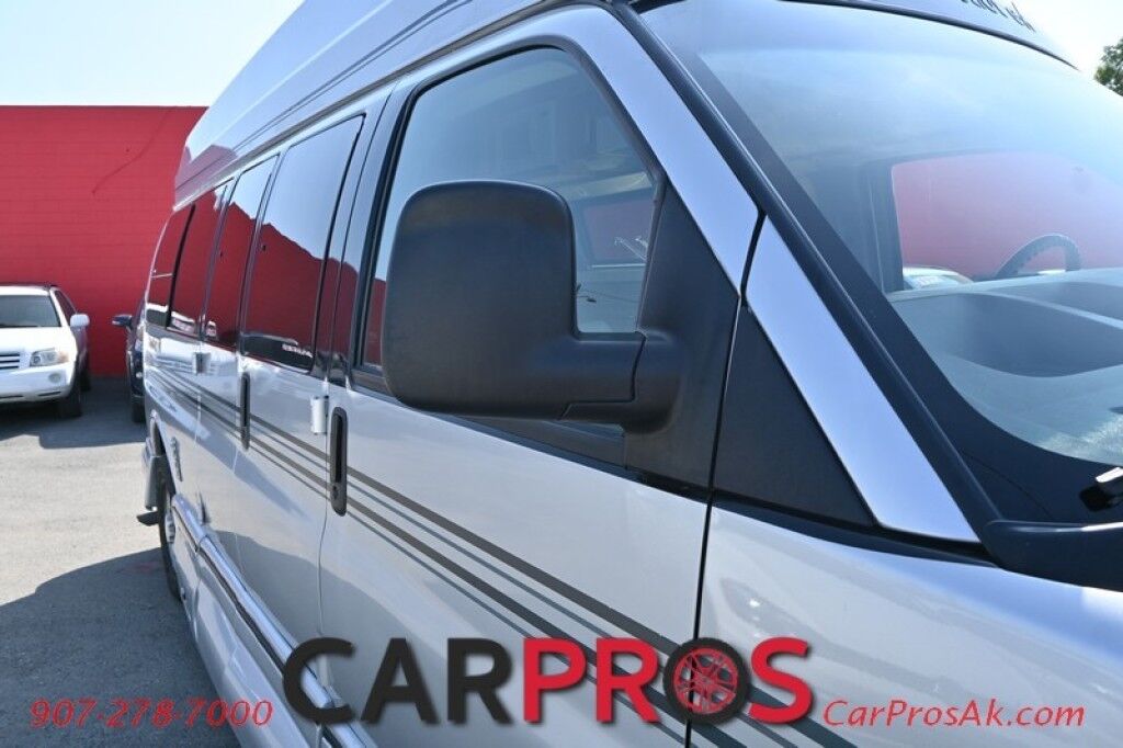 2005 Chevrolet ROADTREK - 190 Popular - Class B - 6.0L V8 - RWD - Automatic - Generator - Fridge - Microwave & Sink - Stove - Bathroom with Toilet & Shower - Air Conditioning - Tow Package - 1 Owner Anchorage AK