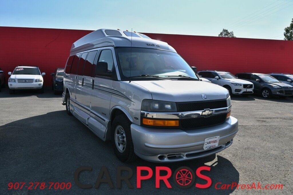 2005 Chevrolet ROADTREK - 190 Popular - Class B - 6.0L V8 - RWD - Automatic - Generator - Fridge - Microwave & Sink - Stove - Bathroom with Toilet & Shower - Air Conditioning - Tow Package - 1 Owner Anchorage AK