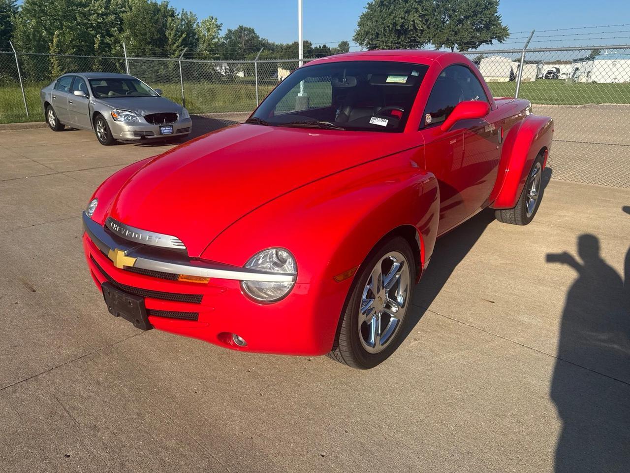 2005 Chevrolet SSR Base