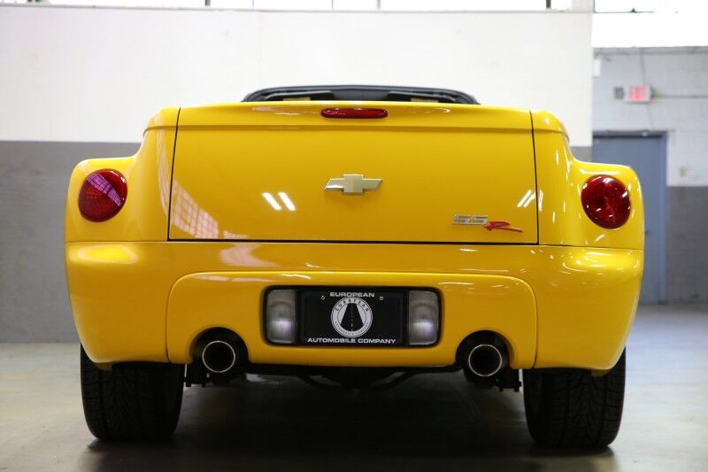 2005 Chevrolet SSR LS Plainview NY