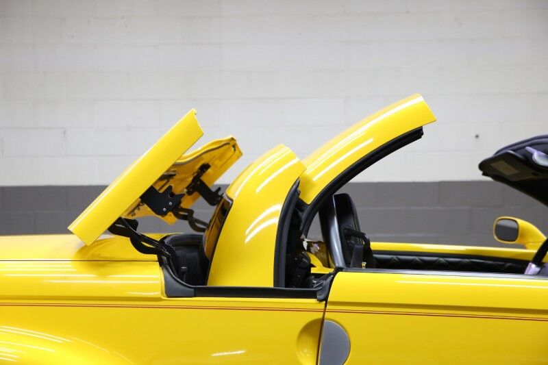 2005 Chevrolet SSR LS Plainview NY