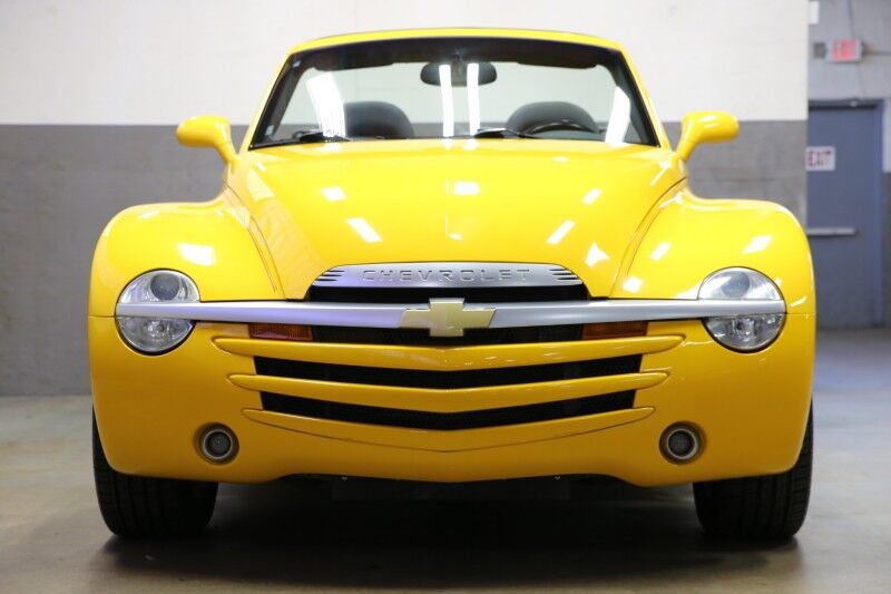 2005 Chevrolet SSR LS Plainview NY