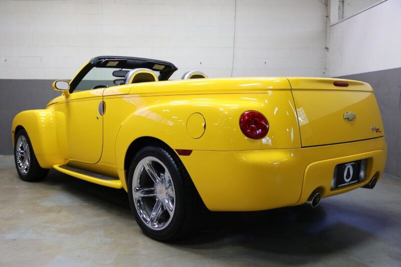 2005 Chevrolet SSR LS Plainview NY