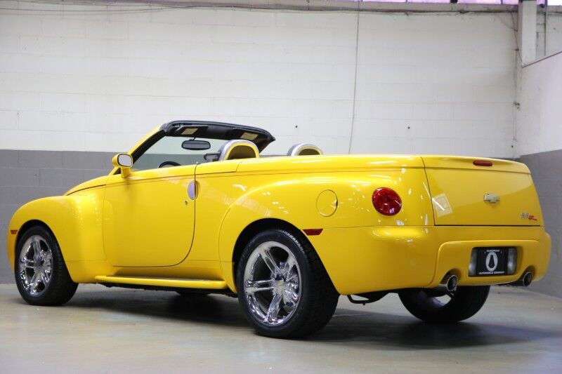 2005 Chevrolet SSR LS Plainview NY