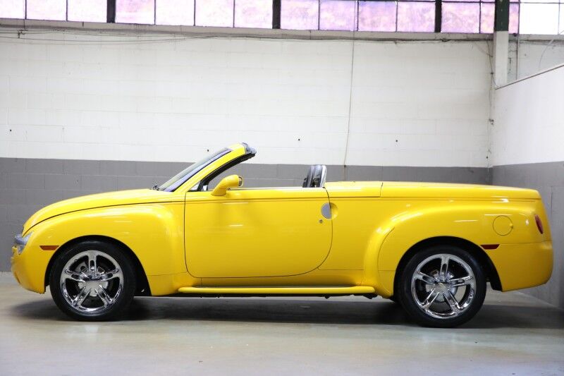 2005 Chevrolet SSR LS Plainview NY