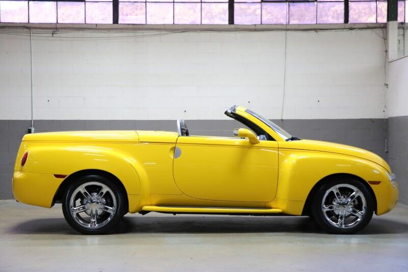 2005 Chevrolet SSR LS Plainview NY