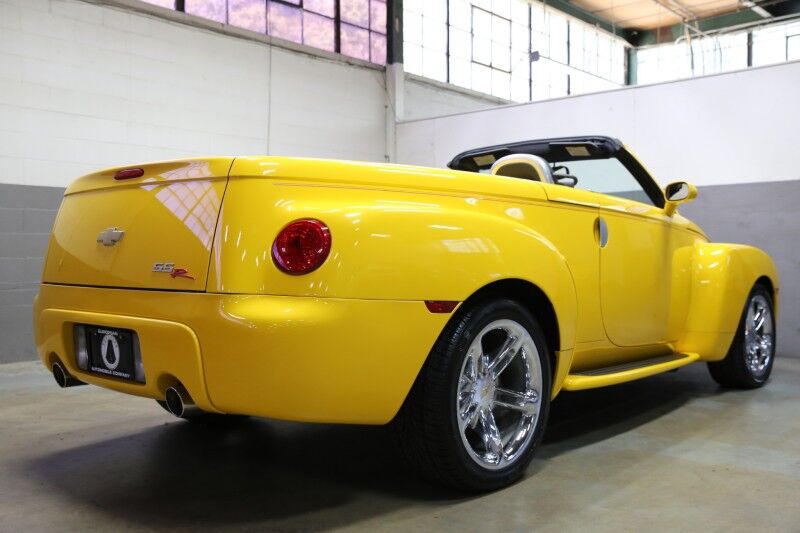 2005 Chevrolet SSR LS Plainview NY